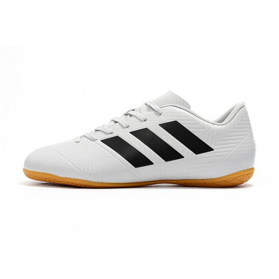 Kopačky Adidas Nemeziz Messi Tango 18.4 IC Bílý Černá Kopačky Adidas Nemeziz Messi Tango 18.4 IC Bílý Černá