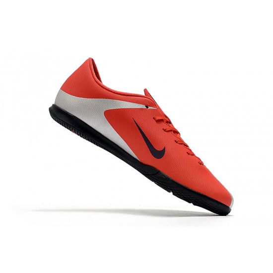 Kopačky Nike Mercurial Vapor 13 Academy IC Červené Stříbrný Kopačky Nike Mercurial Vapor 13 Academy IC Červené Stříbrný