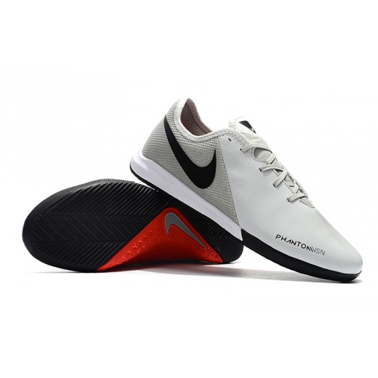 Kopačky Nike Phantom VSN Shadow Academy IC Bílý Šedá Černá Kopačky Nike Phantom VSN Shadow Academy IC Bílý Šedá Černá